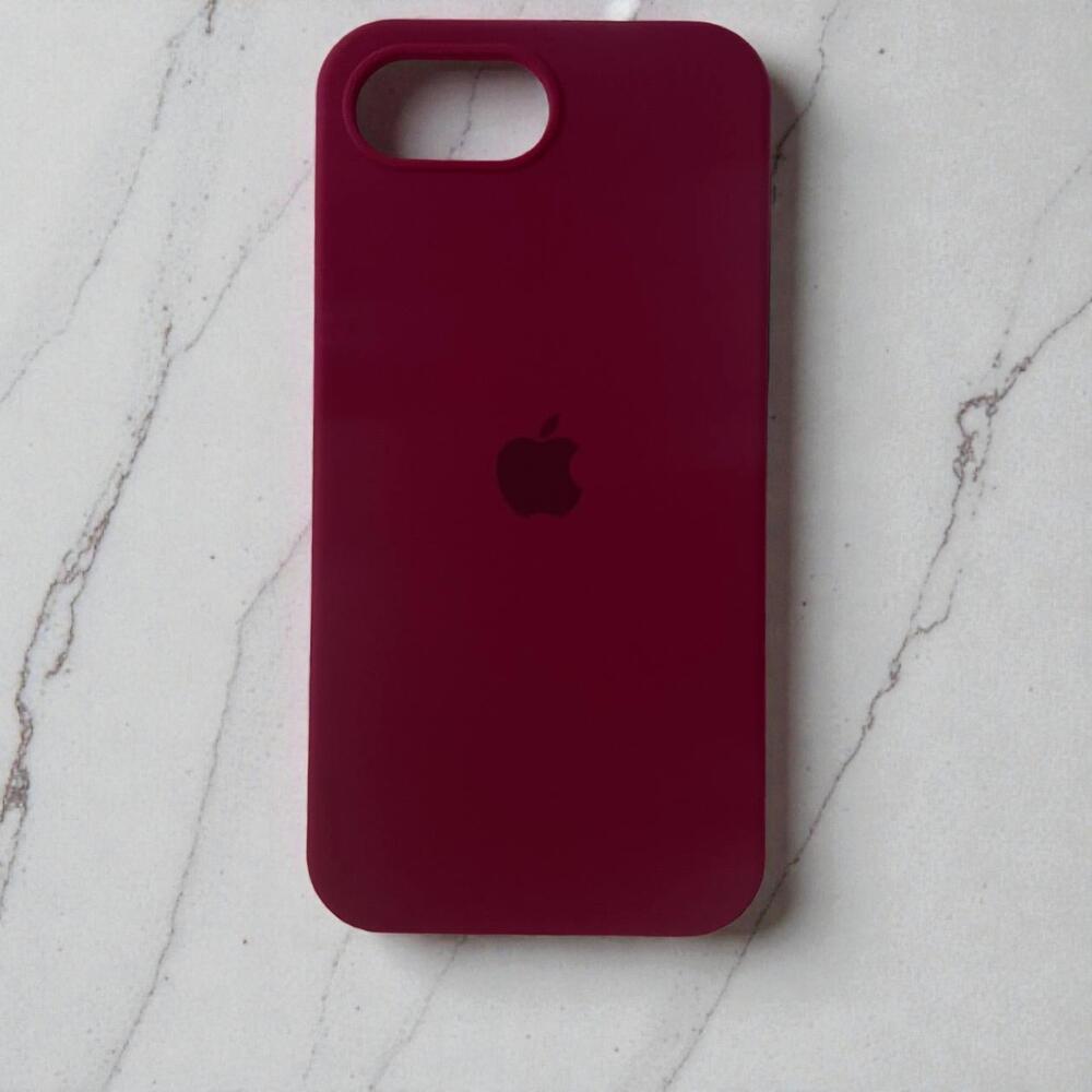 Силиконовый чехол Protective для Apple iPhone 16е Rose Red