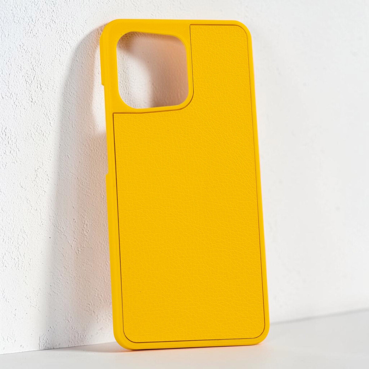 Чехол 3d-Flex на Motorola G15 Power (с накладкой Эко-кожа) Желтый