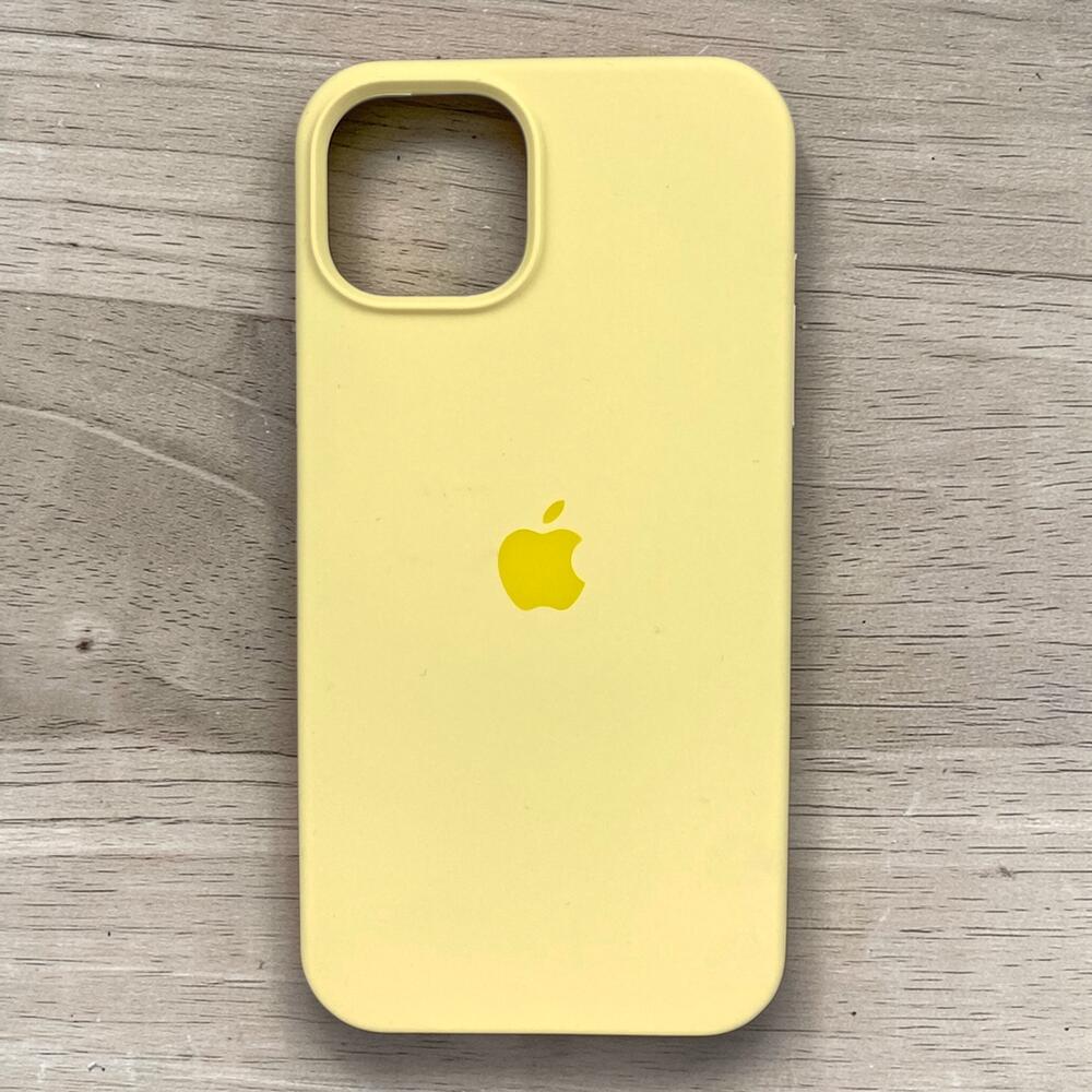 Силиконовый чехол Protective для Apple iPhone 14 Pro SK-Pale yellow